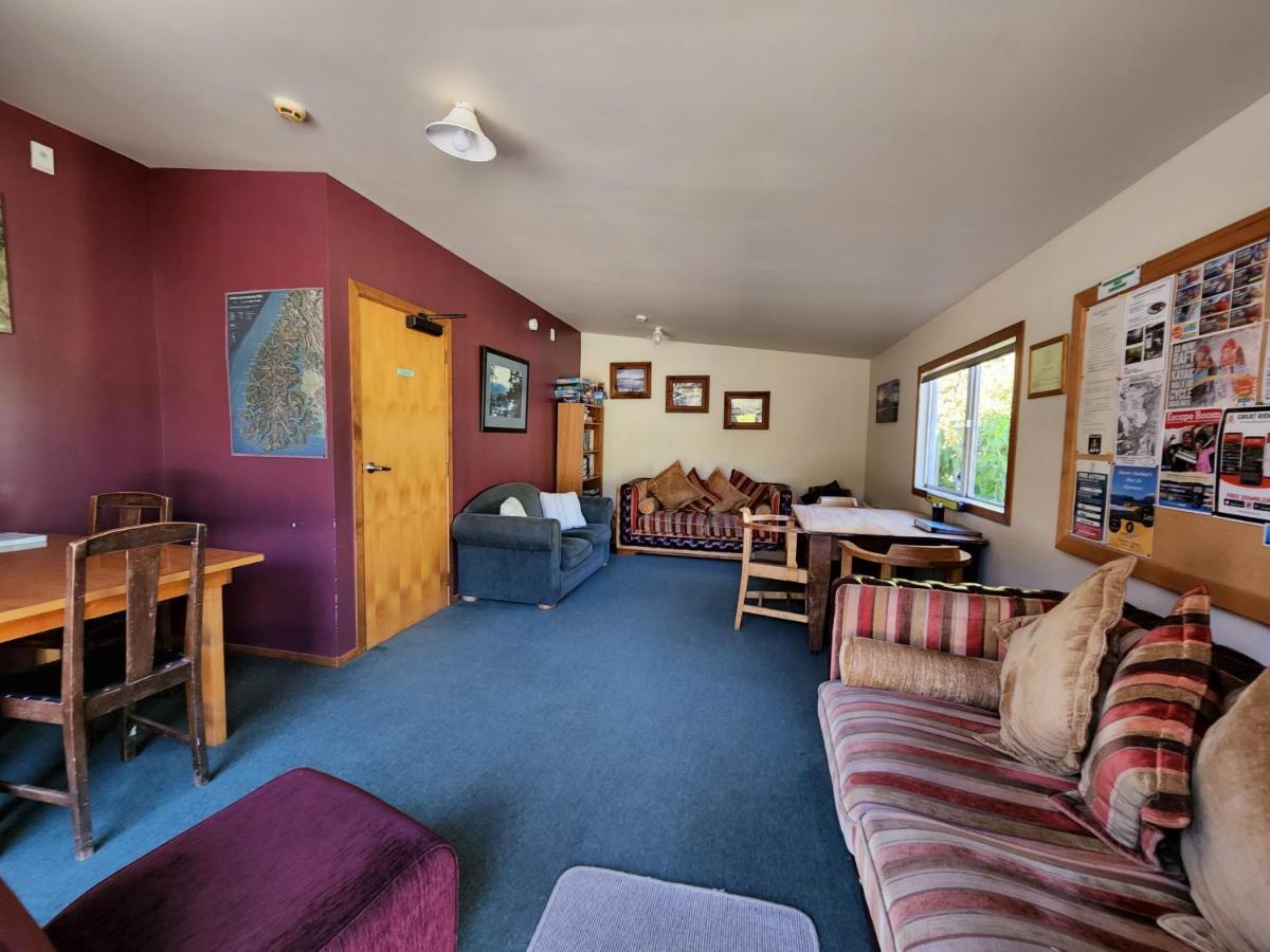 Possum Lodge Manapouri Bagian luar foto