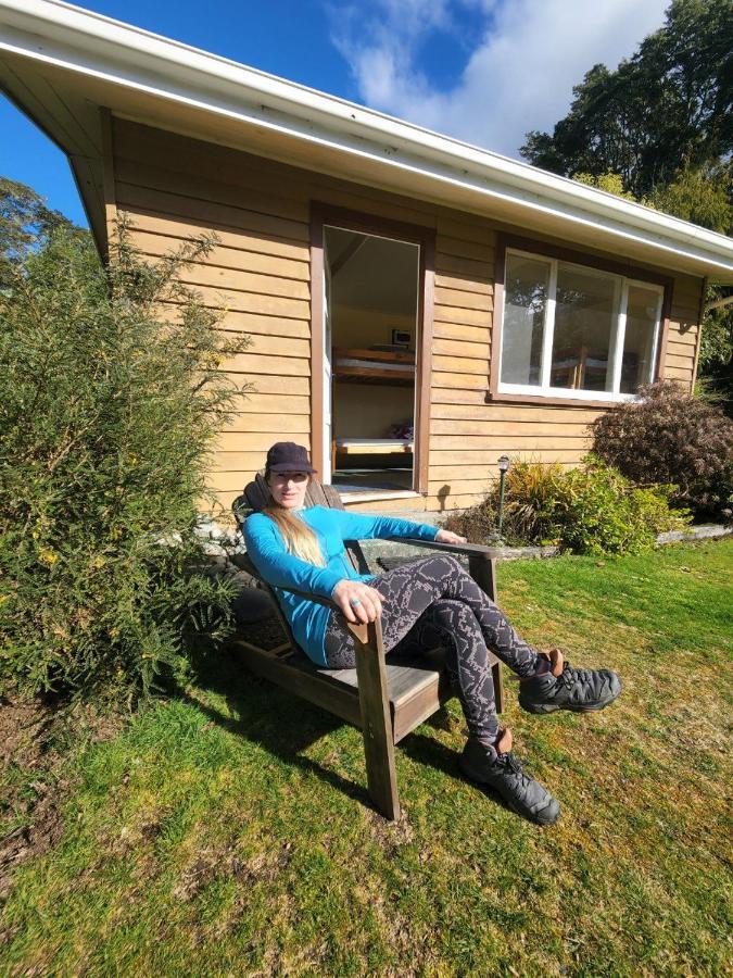 Possum Lodge Manapouri Bagian luar foto